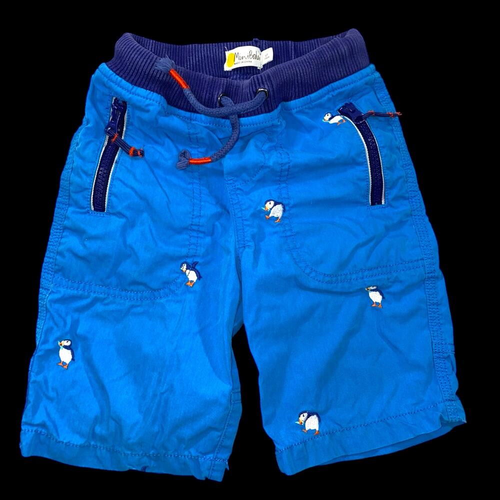 Boden  Embroidered Puffin Shorts 6